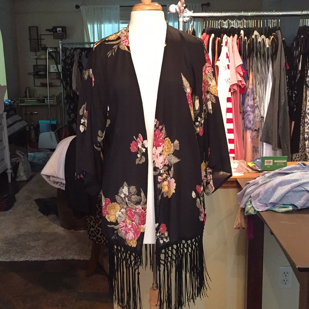 Black kimono
